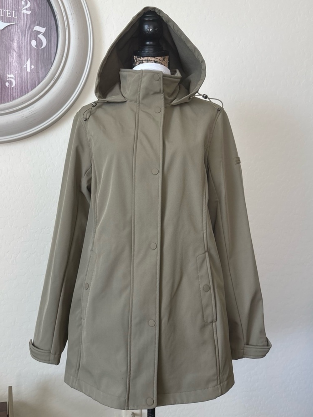 halifax traders women’s soft shell olive hooded jacket full zip pockets . L/G